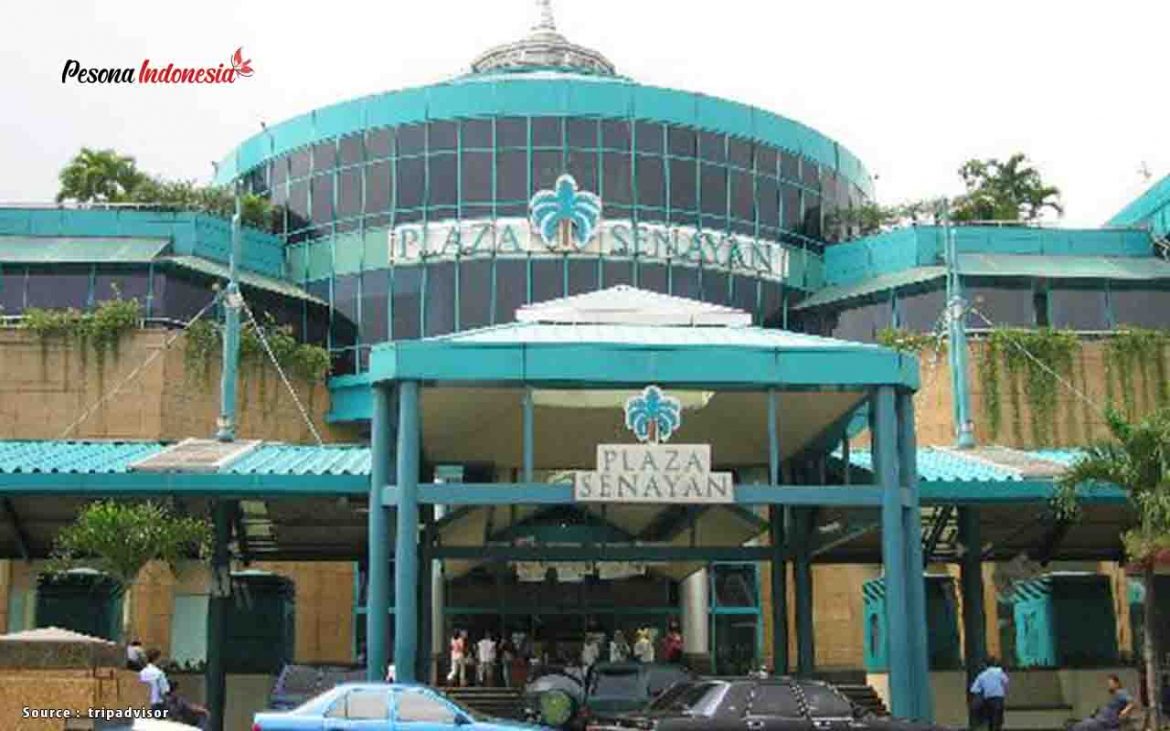 Plaza Senayan adalah salah satu mall Jakarta yangmemiliki letak yang